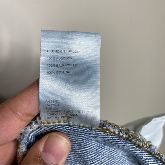 BDG Distressed Jeans Shorts 30 - Picture 5 of 6